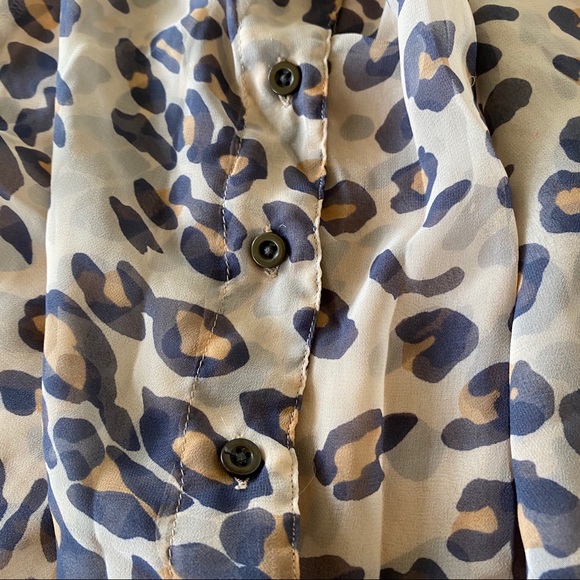 Mudd Sheer Cheetah Print Blouse - Picture 8 of 16